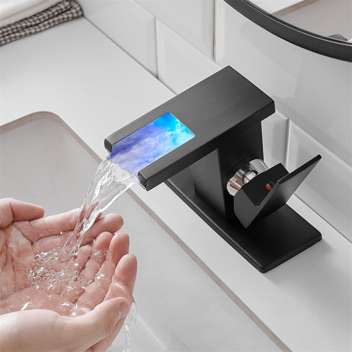Single Handle LED Bathroom Faucet Modern 1 Holes Bathroom Sink Basin Vanity Faucets with LED Light Matte Black