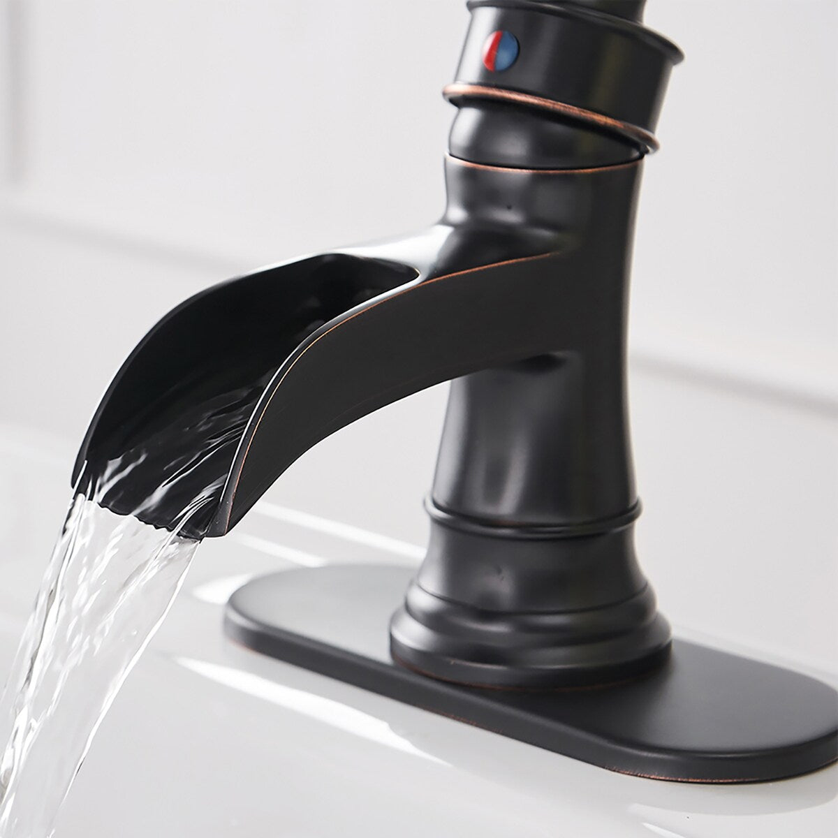 Single Hole 1-handle Oil Rubbed Bronze Waterfall Bathroom Sink Faucet - 6*7.28
