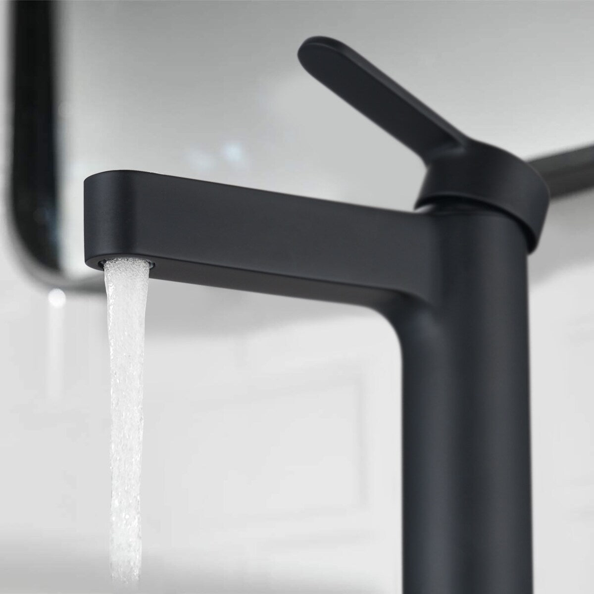 Single Hole Bathroom Faucet