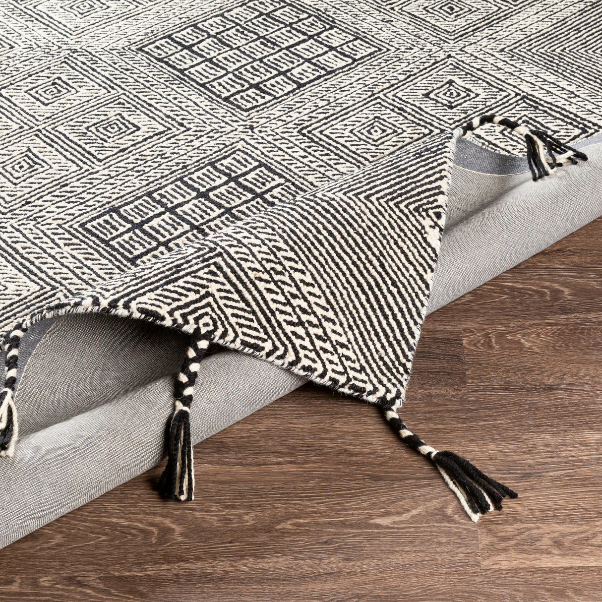 Artistic Weavers Siroua Hand Tufted Wool Moroccan Rug