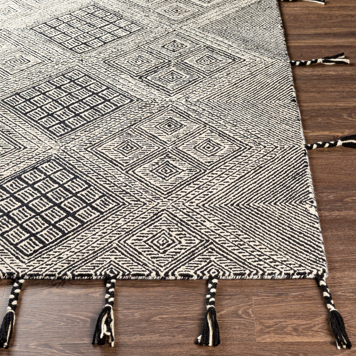 Artistic Weavers Siroua Hand Tufted Wool Moroccan Rug