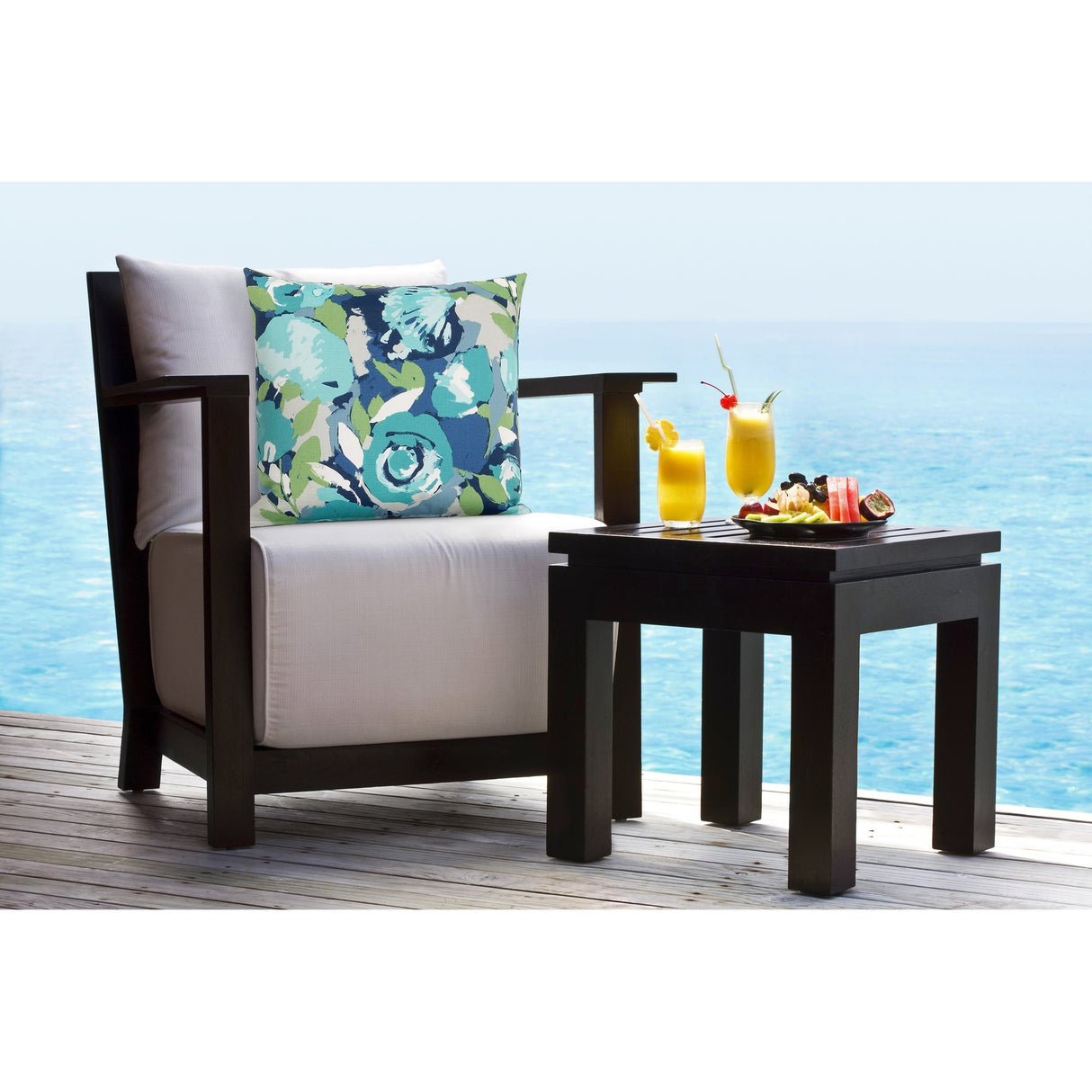 Siscovers Lakeside Garden Solarium Indoor/Outdoor Throw Pillow