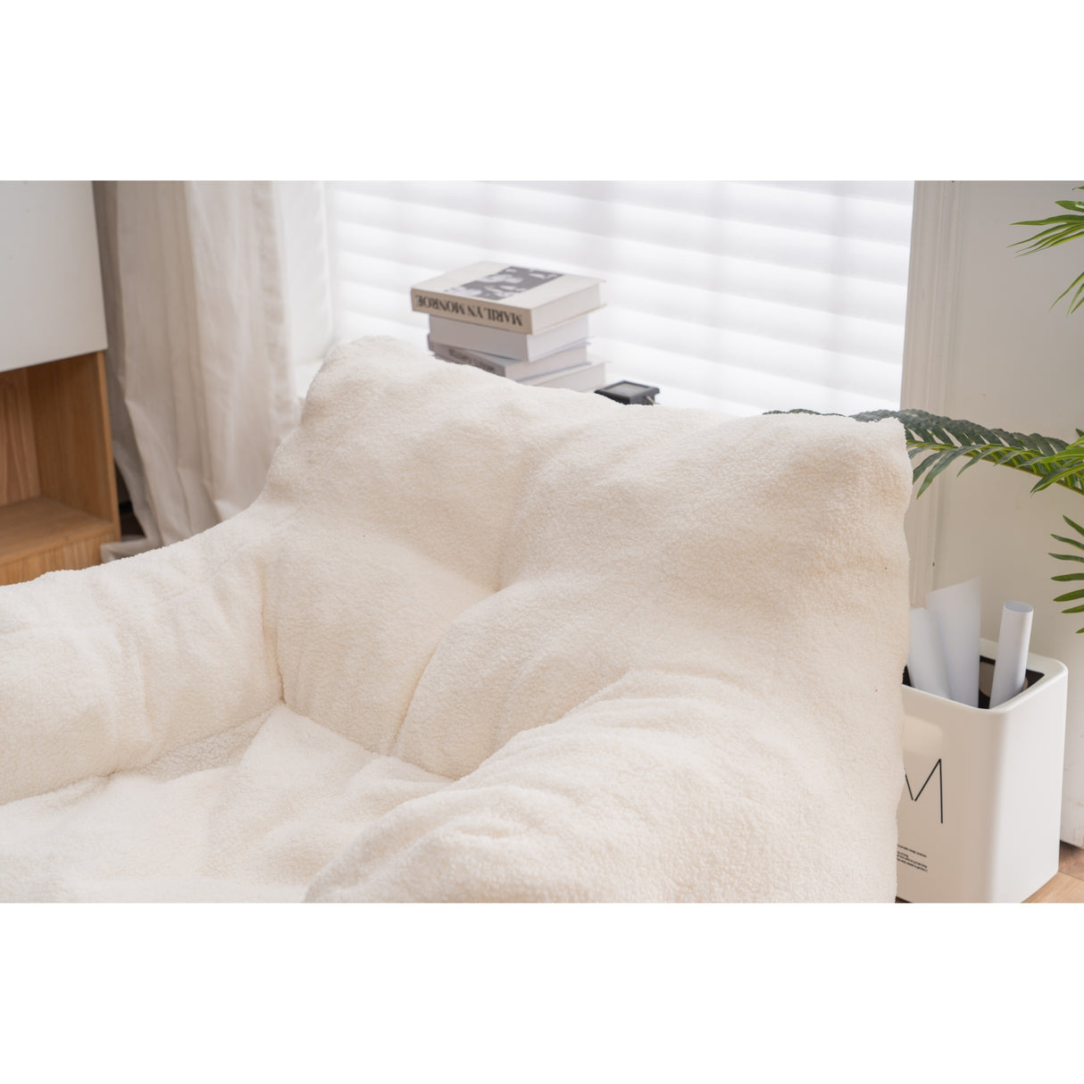 Soft Tufted foam bean bag chair with Teddy fabric