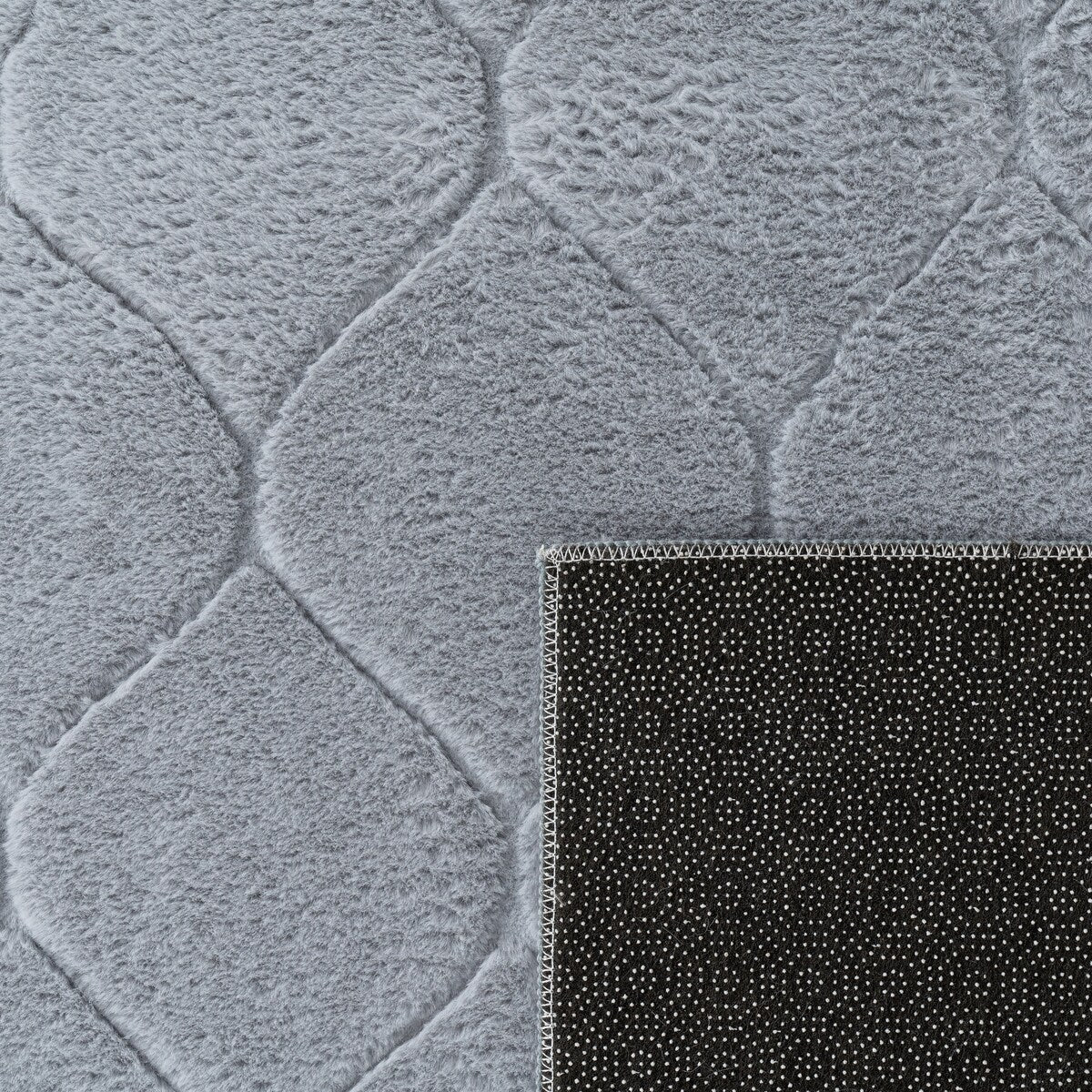 Soft Washable Area Rug with Diamond High-Low Effect