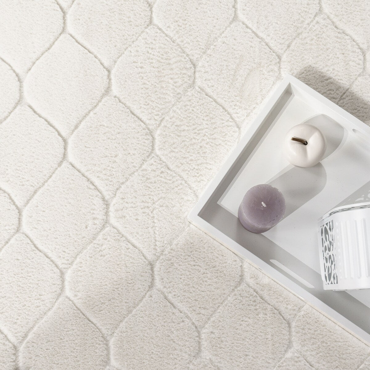 Soft Washable Area Rug with Diamond High-Low Effect