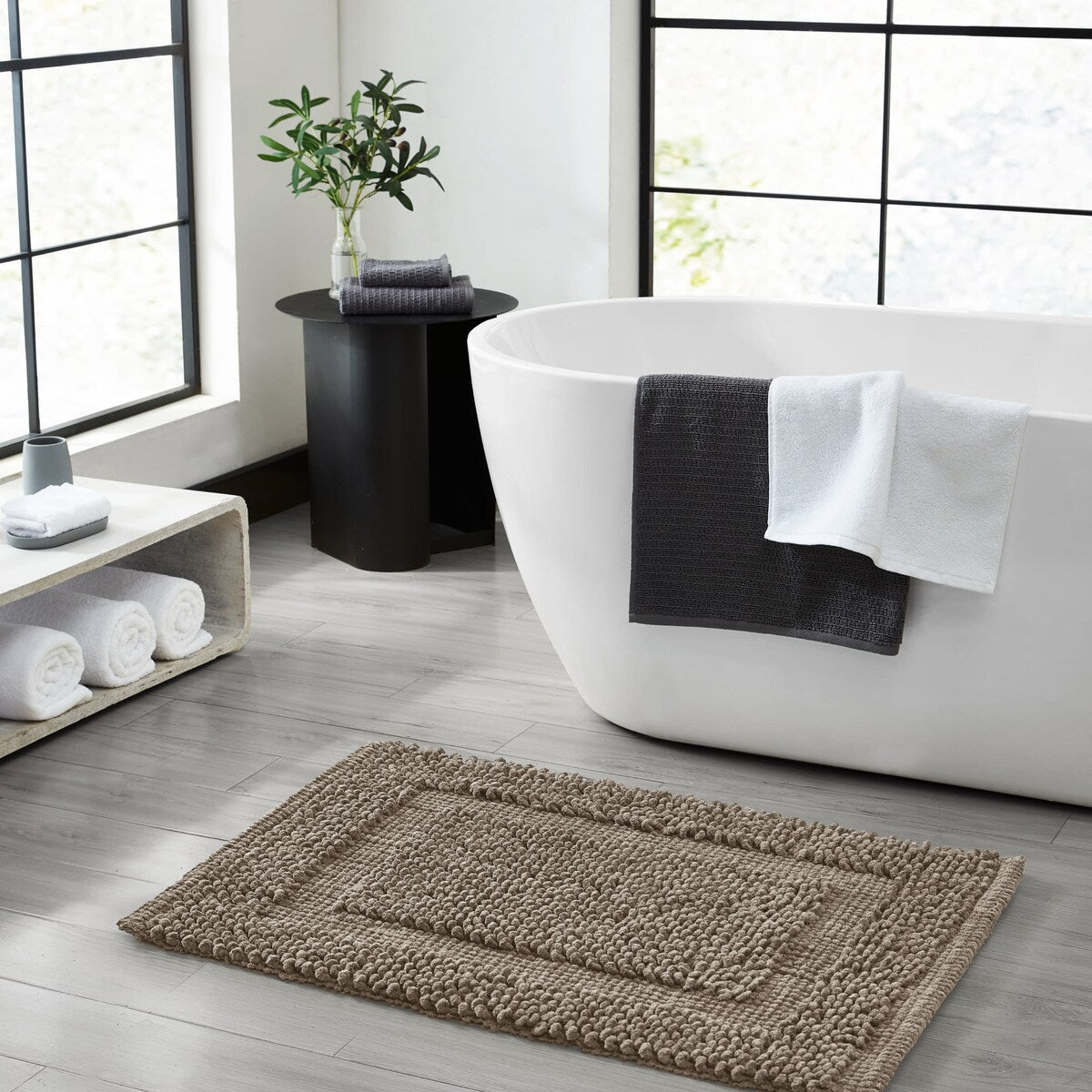 Sophie Border Ultra-plush Chenille Non-Slip Cotton Bath Mat
