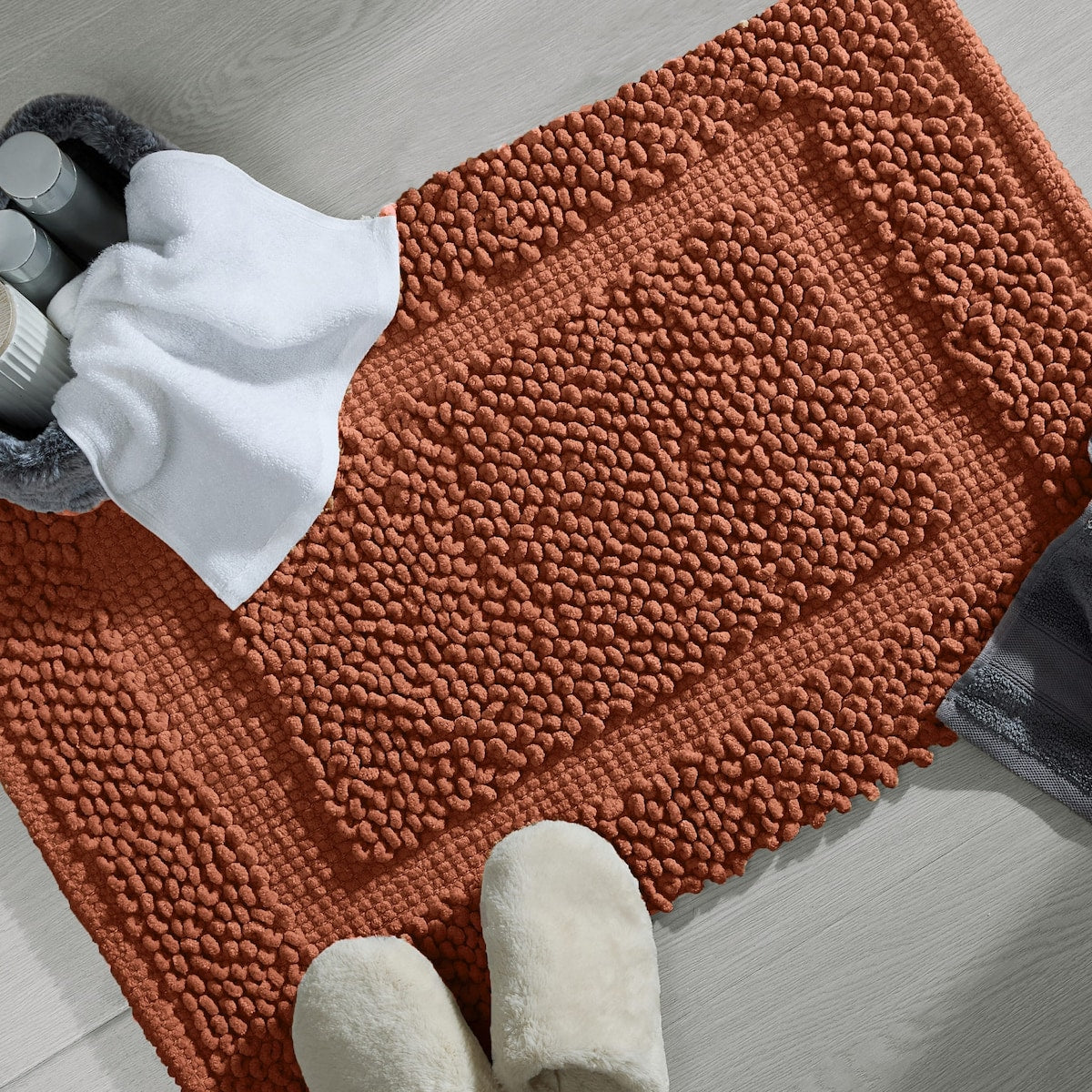 Sophie Border Ultra-plush Chenille Non-Slip Cotton Bath Mat