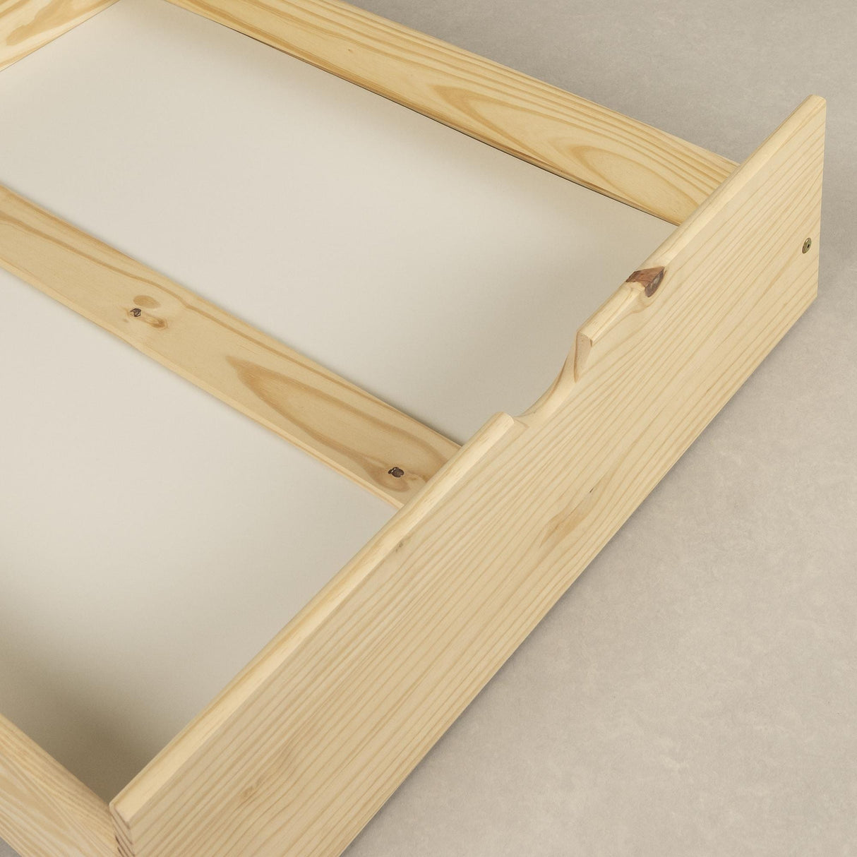 South Shore Sweedi Solid Wood Daybed with Storage Drawers