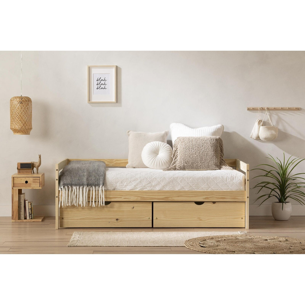 South Shore Sweedi Solid Wood Daybed with Storage Drawers