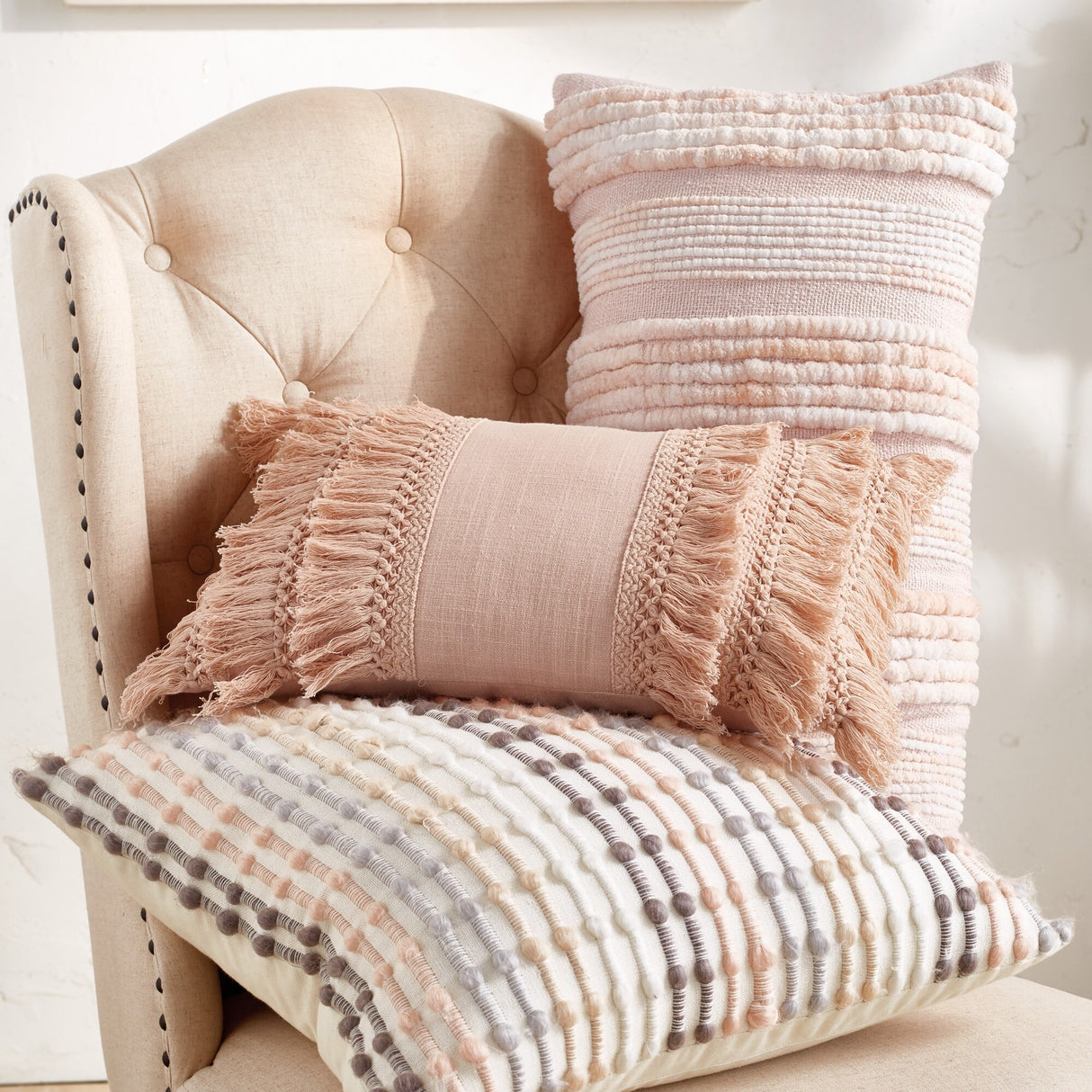 Space-Dyed Tufted Decorative Pillow - Blush