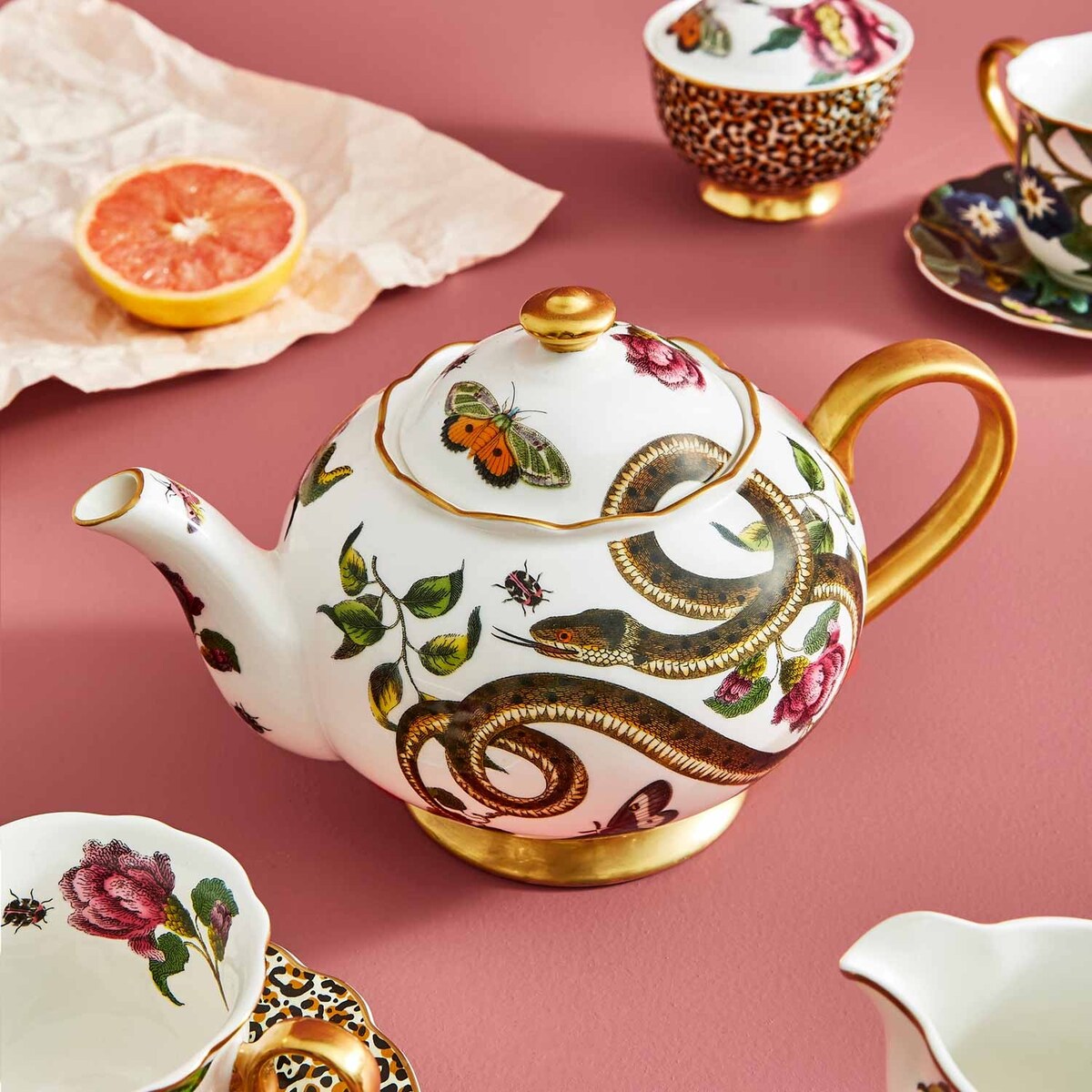 Spode Creatures of Curiosity Tea Pot - 1.1 Litre