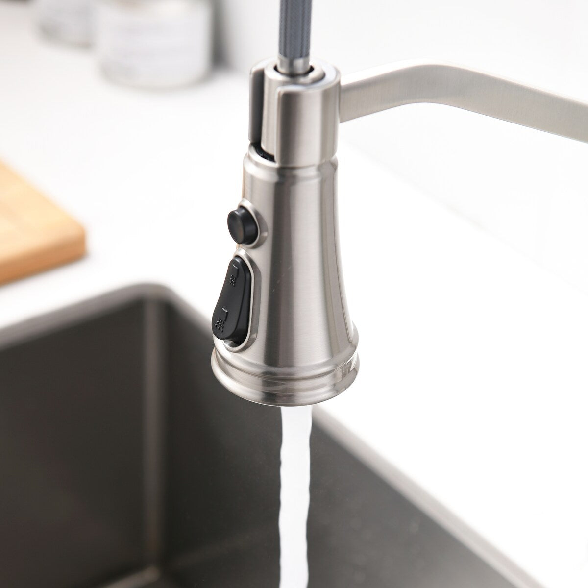 Spring Neck Single-Handle Pull-Down Sprayer Kitchen Faucet