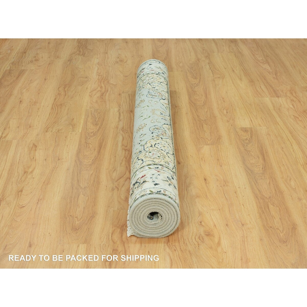 Squirrel Gray, Nain with Center Medallion Flower Design, Hand Knotted, Soft Wool, Oriental Rug 5'1"x8'2" - 5'1" x 8'2"