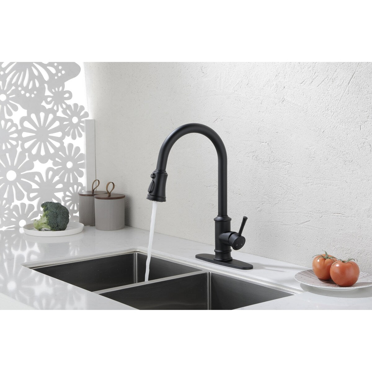 Stainless Steel Kitchen Faucet with Pull Out Spraye