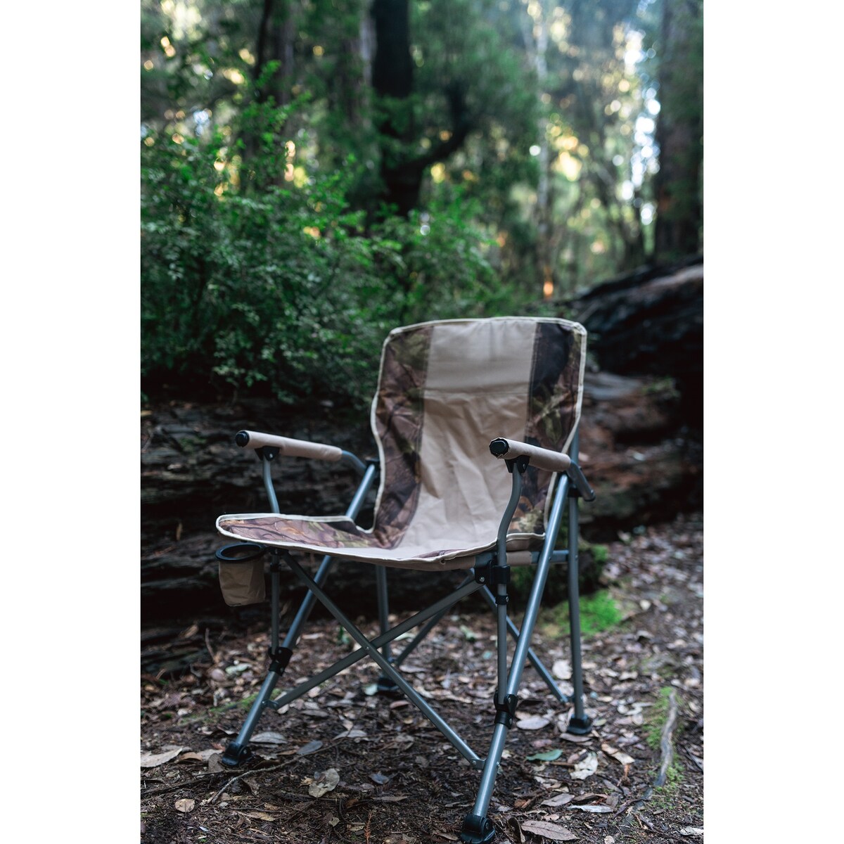 Stansport Apex Camo Chair - 25.2" L x 20.9" W x 36.6" H