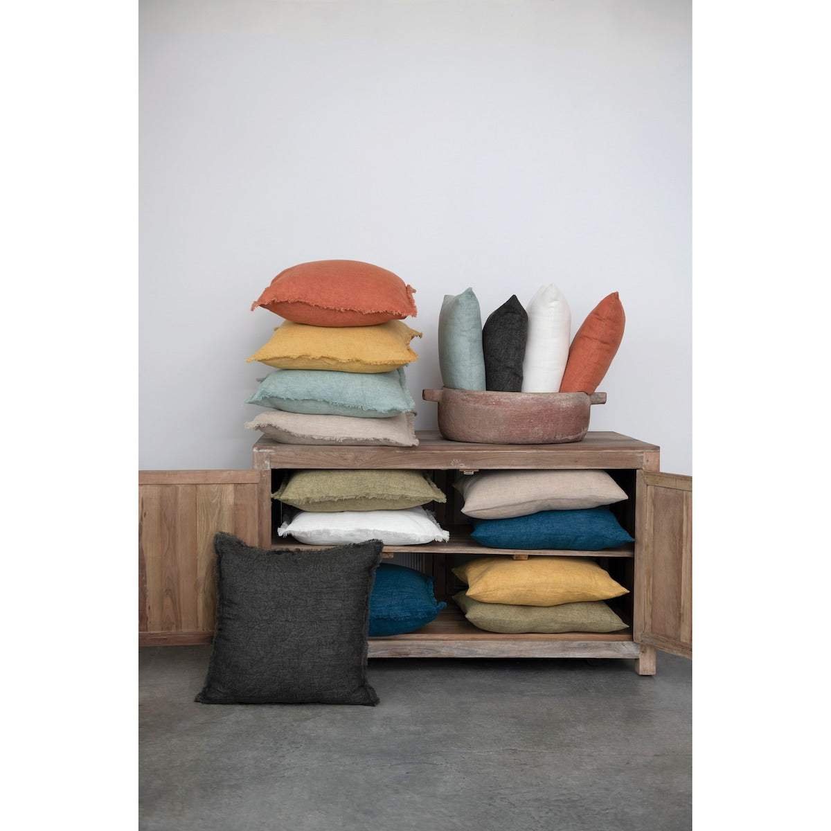 Stonewashed Linen Pillow with Fringe