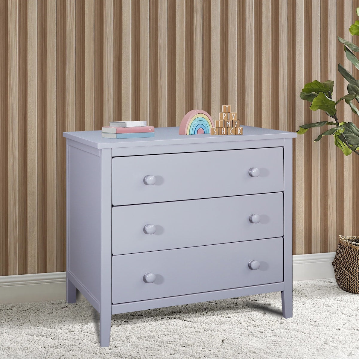 Stylish Solid Wood 3-Drawer Dresser for Bedroom Storage