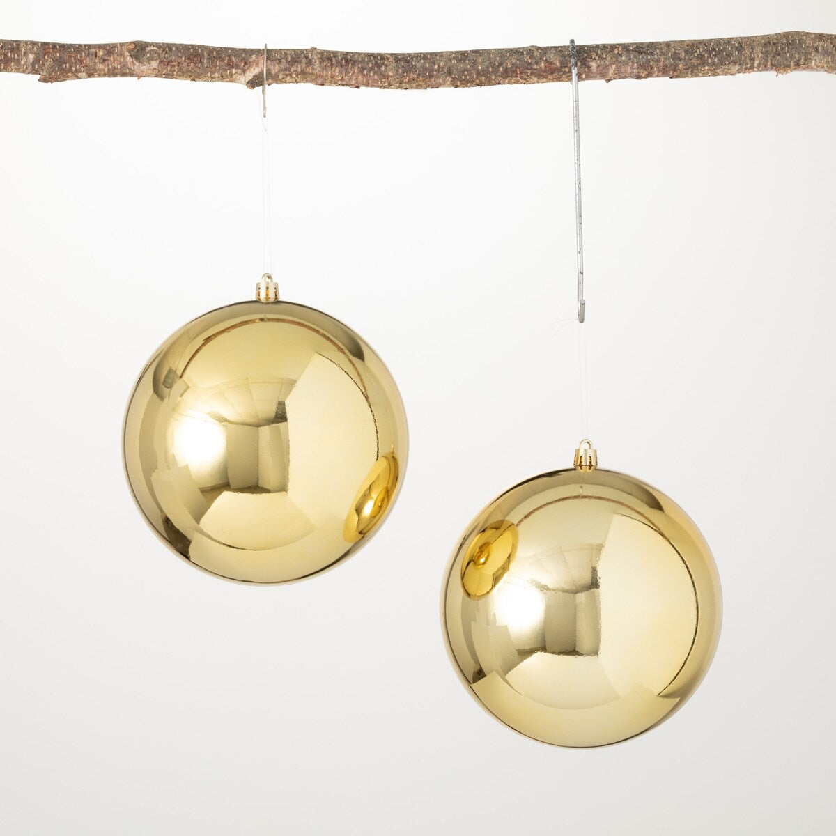 Sullivans 6" Shatterproof Ball Ornament - 6"L x 6"W x 6"H