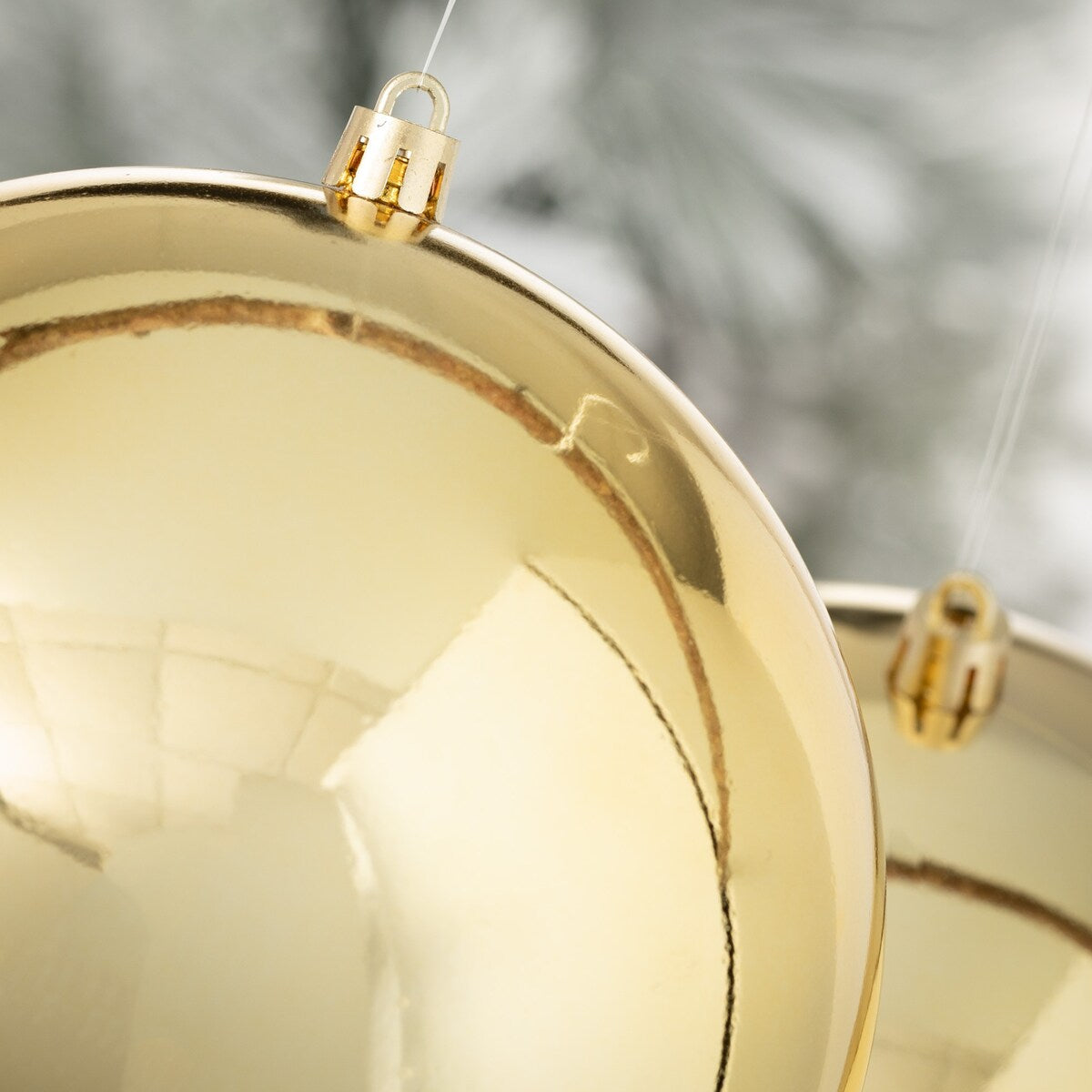 Sullivans 6" Shatterproof Ball Ornament - 6"L x 6"W x 6"H