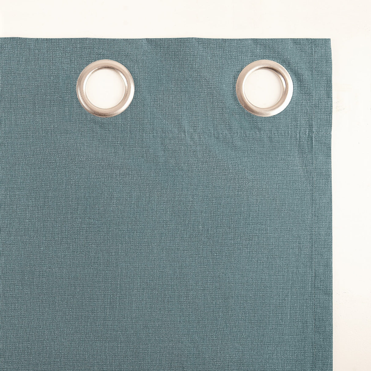 1225014561