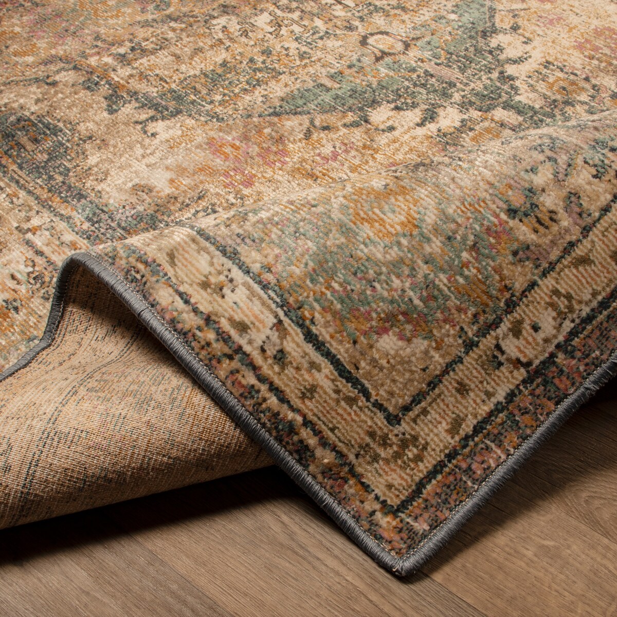 Superior Hestia Traditional Floral Medallion Indoor Area Rug