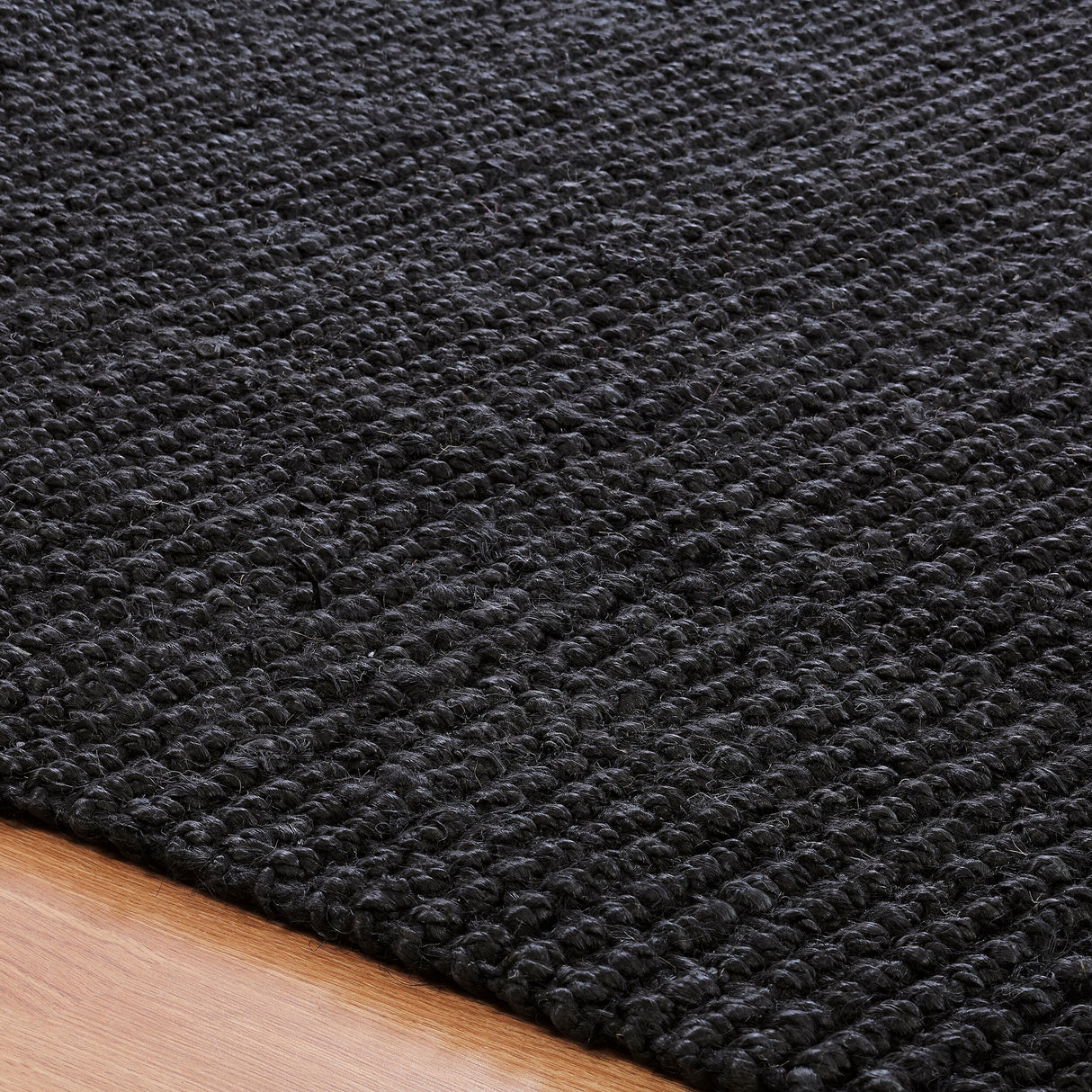 Superior Modern Coastal Rustic Handwoven Braided Jute Indoor Area Rug