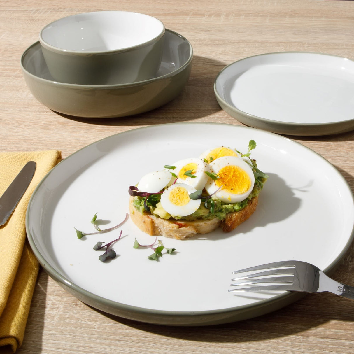 Sur La Table Kitchen Essentials 16-Piece Two-Tone Porcelain Dinnerware Set