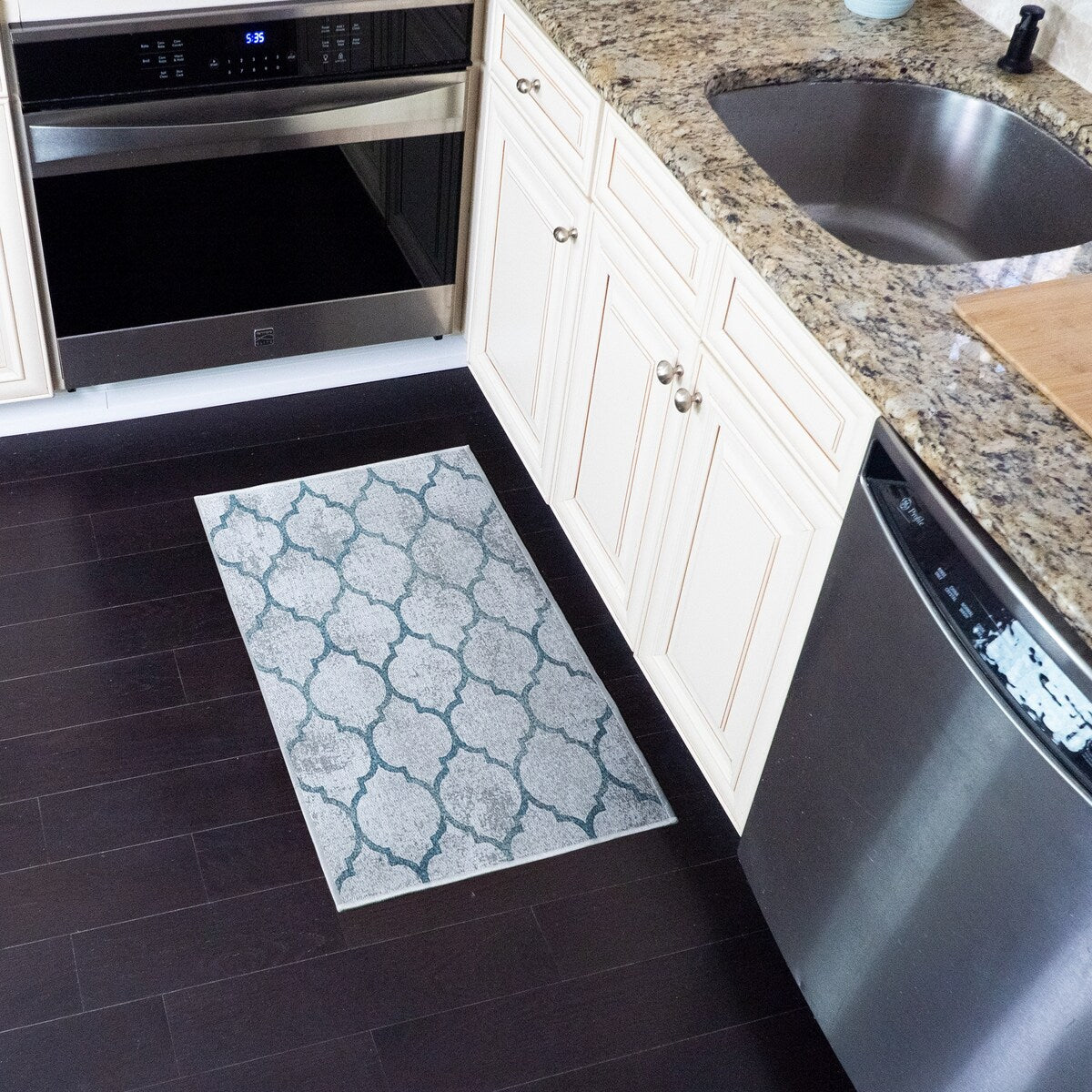 SussexHome Non-Skid Ultra-Thin Area Rugs for Laundry Room, Entryway, Bathroom and Kitchen - Washable Multipurpose Floor Mat