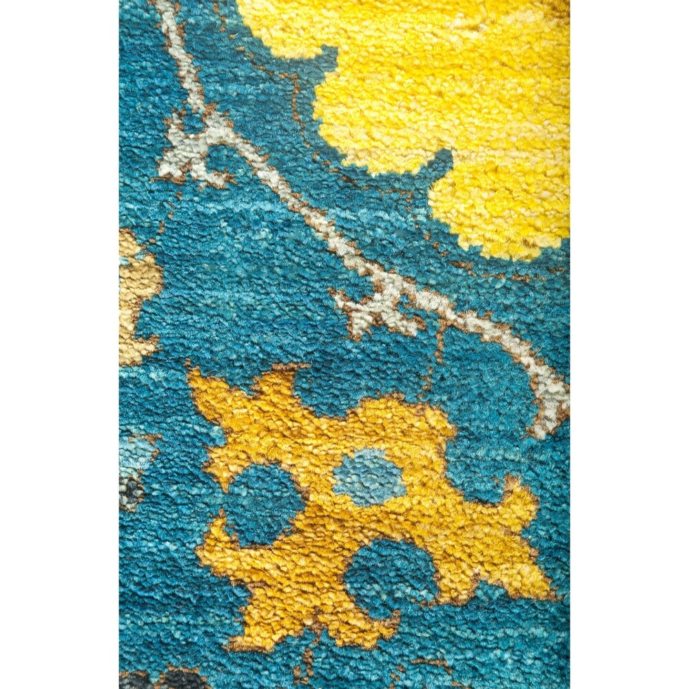 Suzani, Hand Knotted Area Rug - 12' 1" x 15' 0" - 12'1" x 15'/Surplus