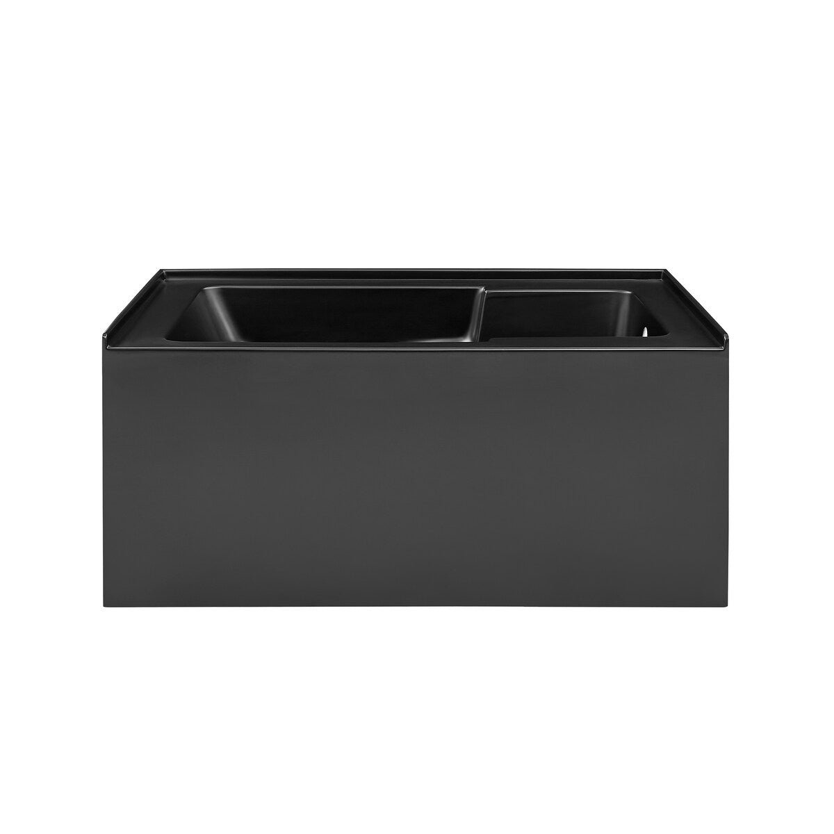 Swiss Madison Voltaire, Acrylic White, Alcove, Integral Armrest, Bathtub with Apron