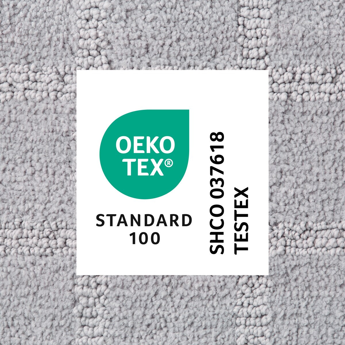 TOWN & COUNTRY EVERYDAY Ultra Plush Solid Tufted Windowpane Bath Mat, Tufted Floor Mat, Non-Slip Backing, Machine Washable