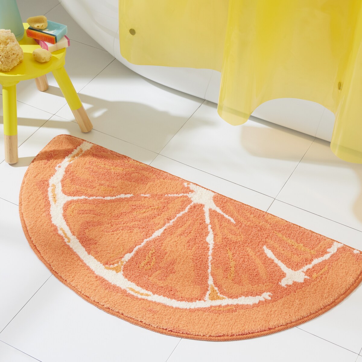 TOWN & COUNTRY PLAY Peachy Clean Peach Fruit Shaped Bath Mat, Absorbent Tufted Floor Mat, Non-Slip Backing, Machine Washable