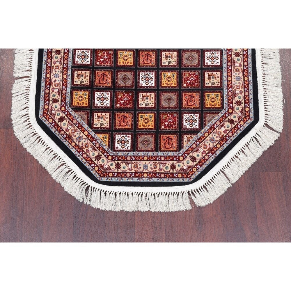Copper Grove Moisakula Heat-set Geometric Wool/ Acrylic Rug - 3'3" x 3'3" Octagon