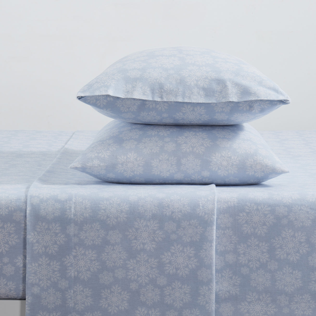 Tahari Home Snowflake Triple Brushed Cotton Flannel Bed Sheet Set