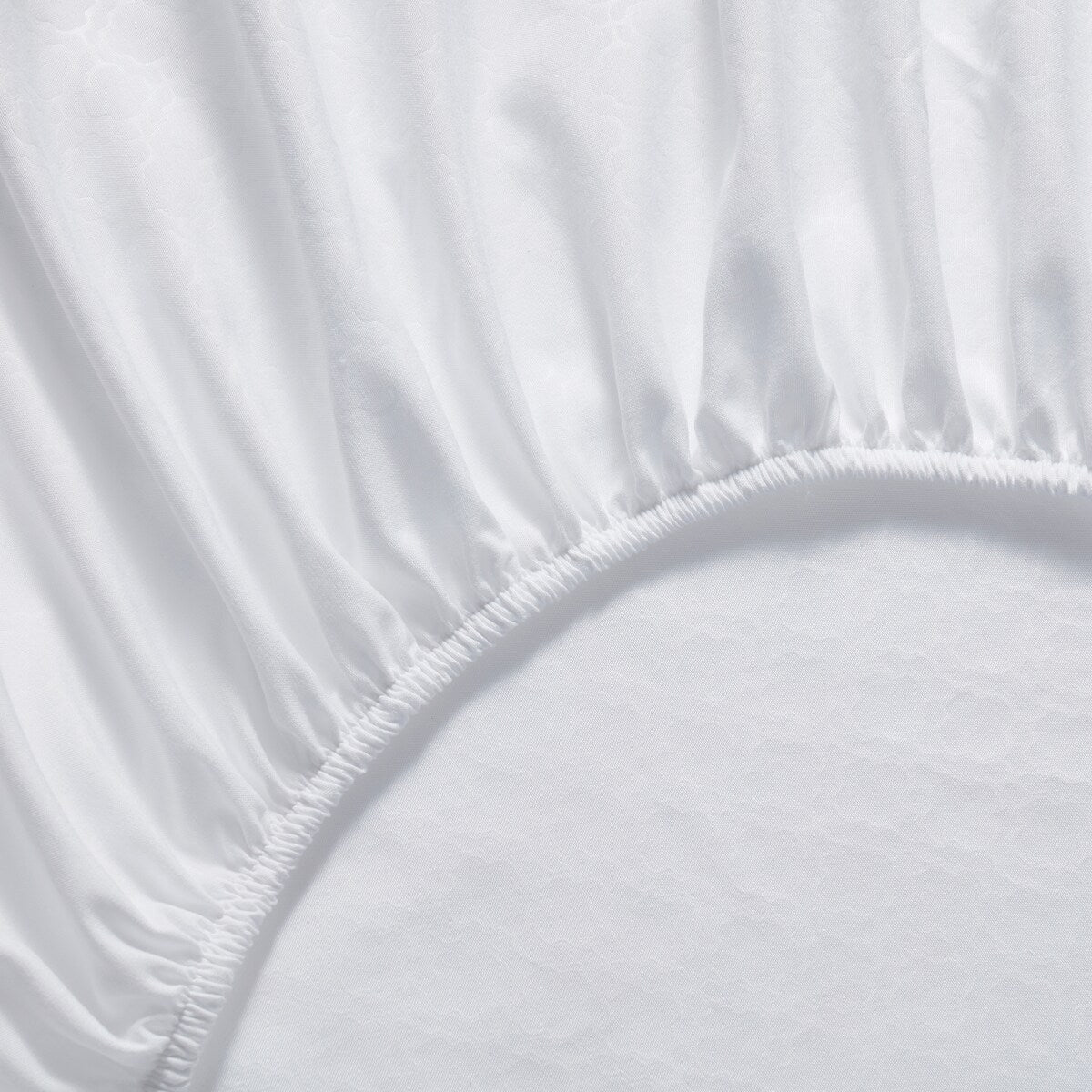Tahari Home Winny Bright White 6-Piece Trellis Embossed Microfiber Bed Sheet Set