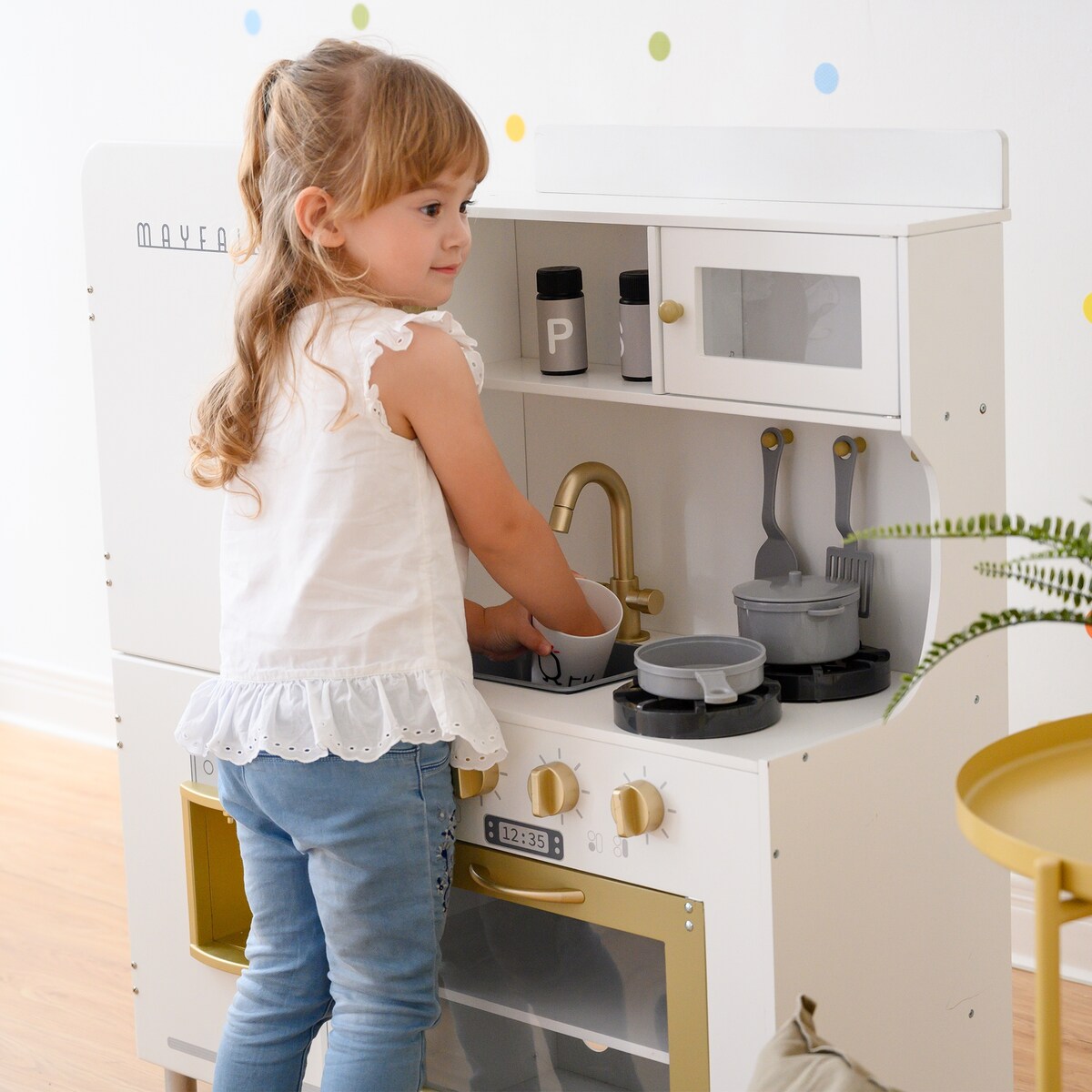 Teamson Kids Little Chef Mayfair Classic Kids Kitchen Playset, White, Gold