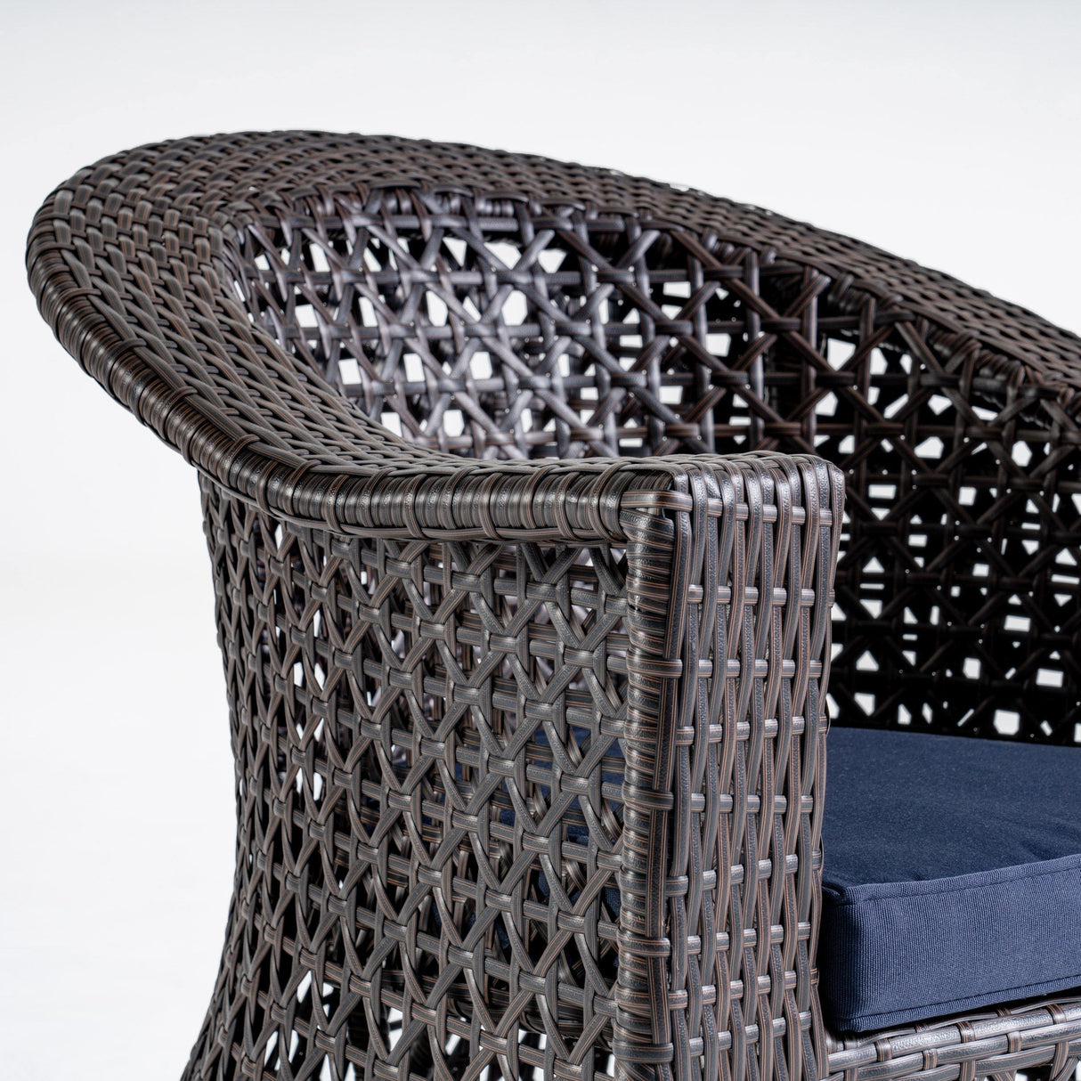 Tempe Outdoor 4-Seater Wicker Swivel Chairs with Fire Pit Set (Set of 4) by Christopher Knight Home