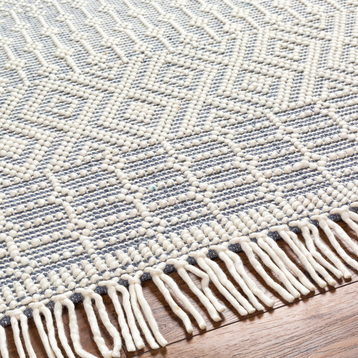 Thackery Handmade Farmhouse Stripe Wool Area Rug