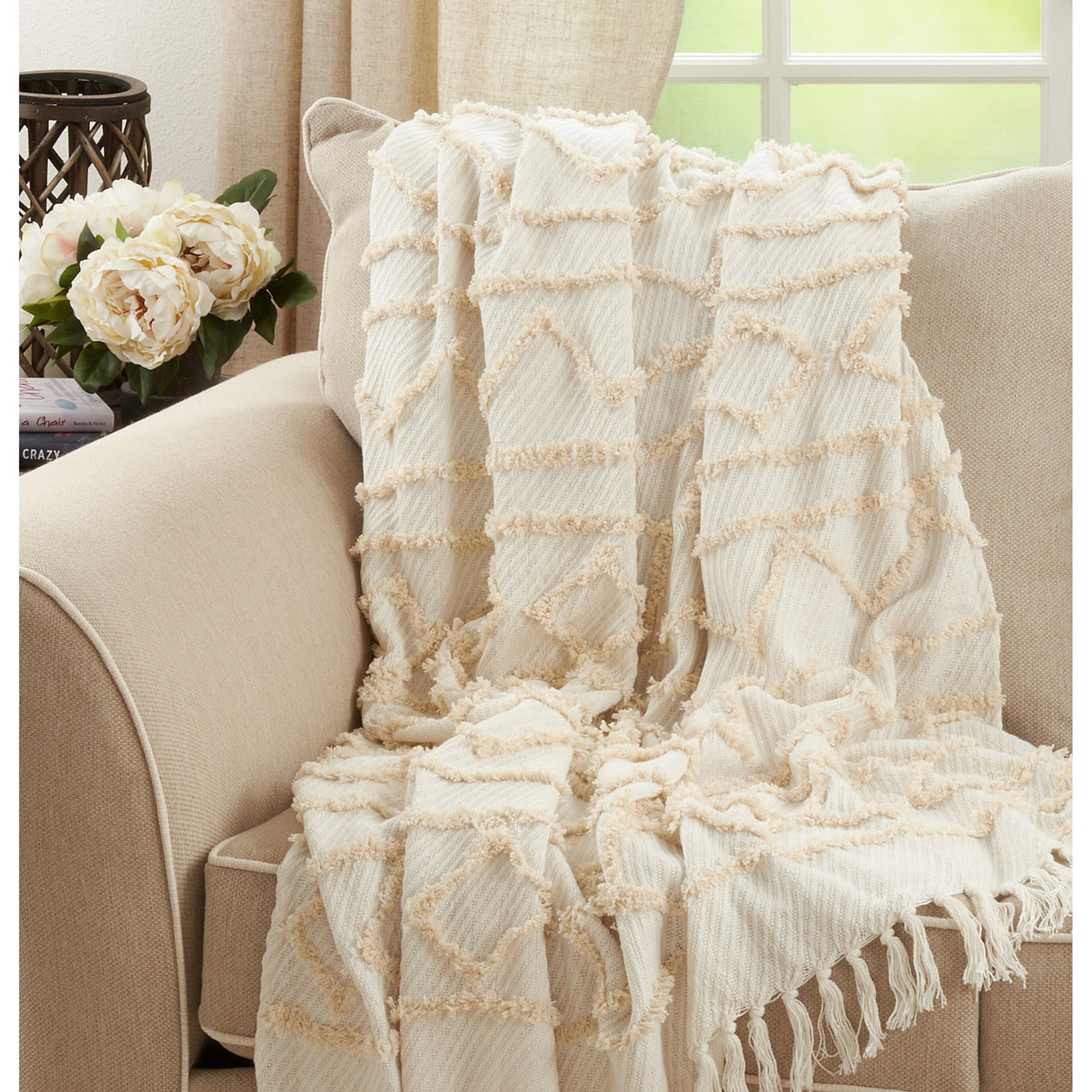 Throw Blanket With Diamond Embellished Design