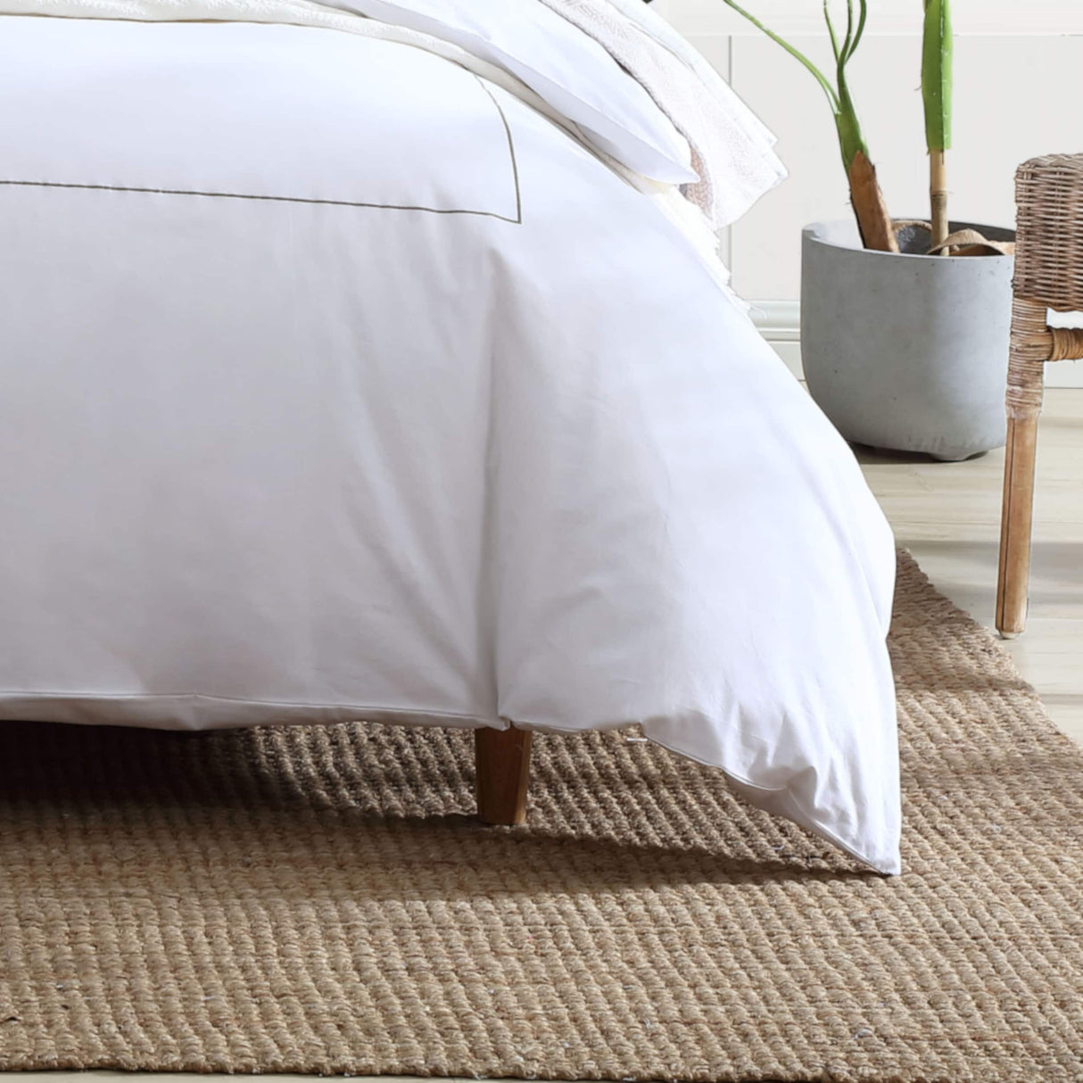Tommy Bahama Pineapple Resort Cotton Embroidered Duvet Cover Set