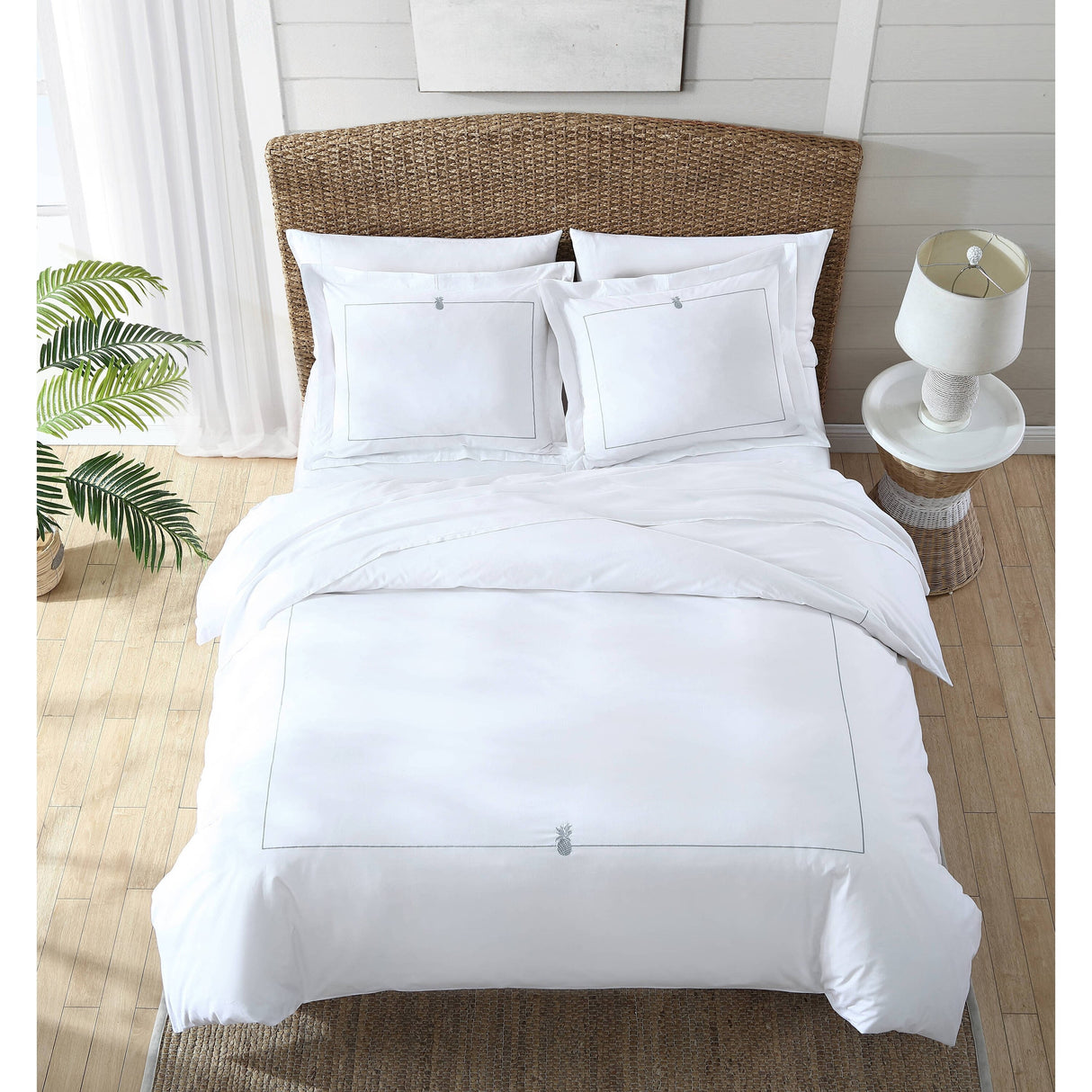 Tommy Bahama Pineapple Resort Cotton Embroidered Duvet Cover Set