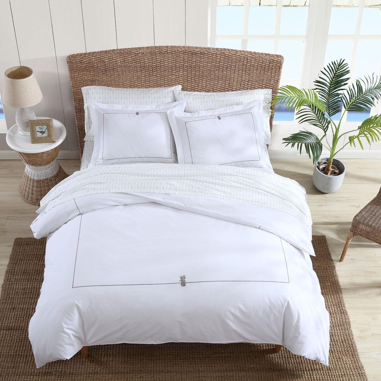 Tommy Bahama Pineapple Resort Cotton Embroidered Duvet Cover Set