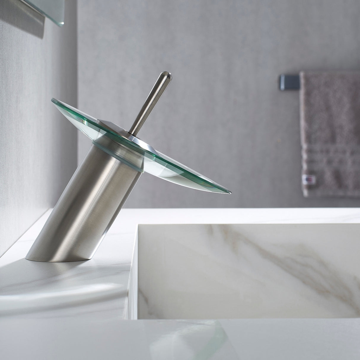 Torino Single-Falls Handle Basin Bathroom Faucet
