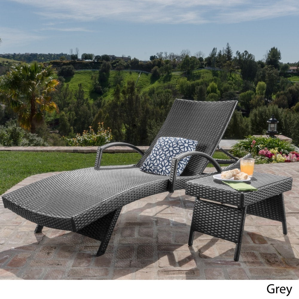 Toscana Outdoor 2-piece Wicker Armed Chaise Lounge Set by Christopher Knight Home