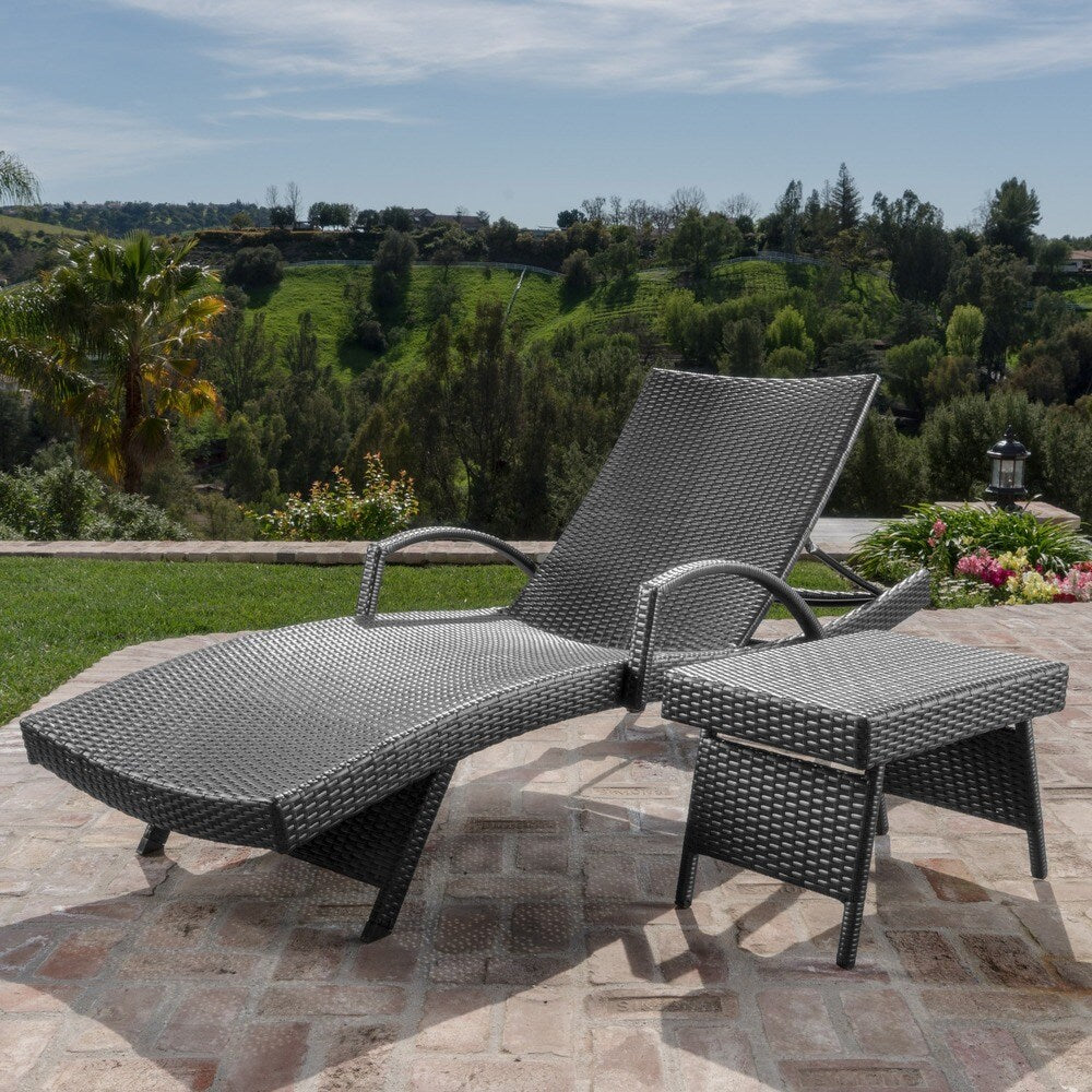 Toscana Outdoor 2-piece Wicker Armed Chaise Lounge Set by Christopher Knight Home