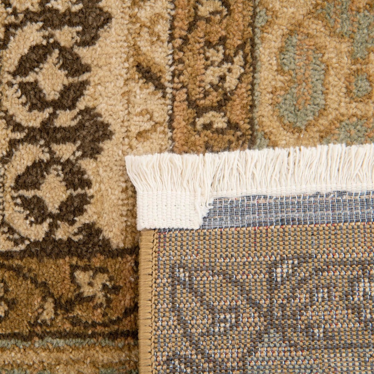 Traditional Cassia Collection Area Rug