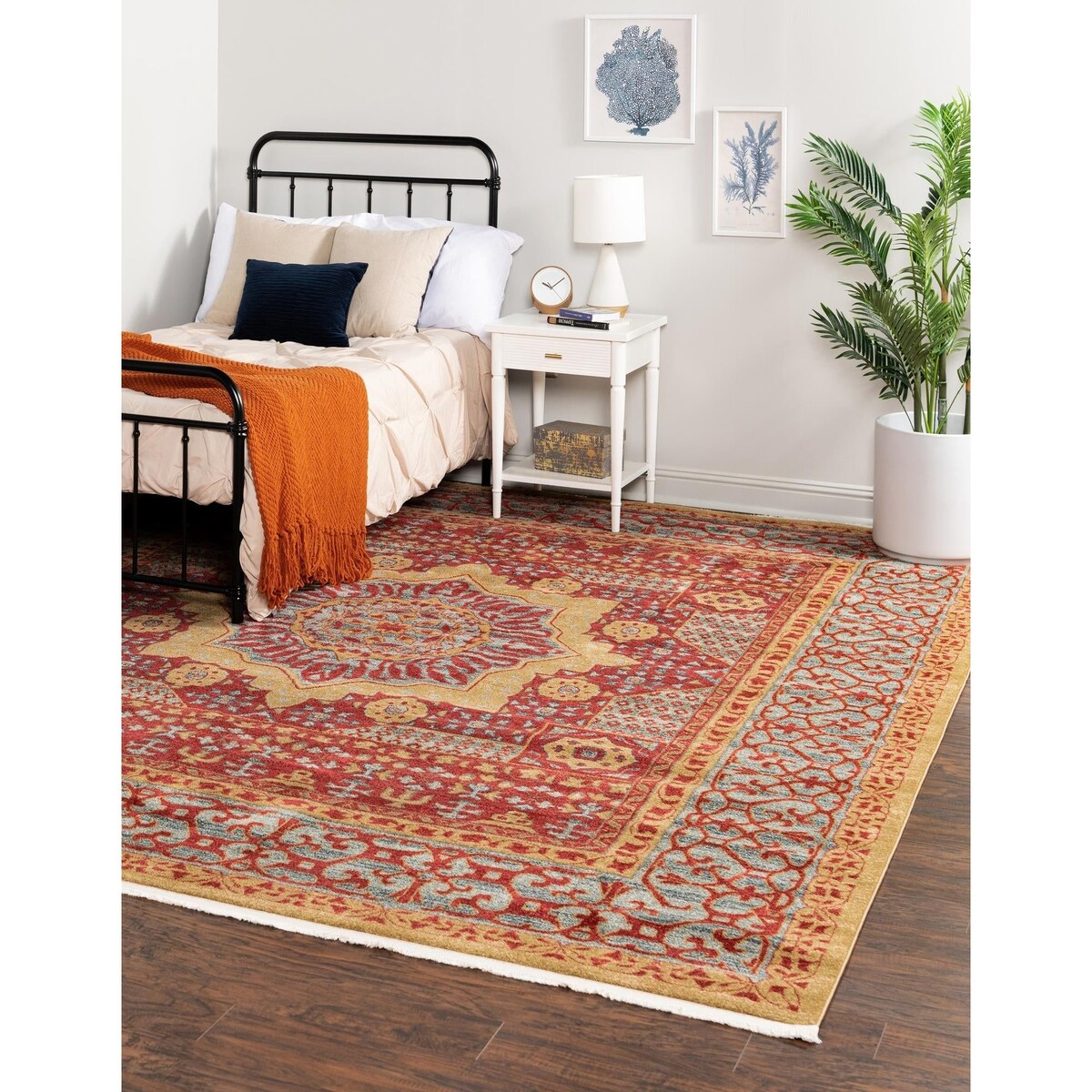 Traditional Cassia Collection Area Rug
