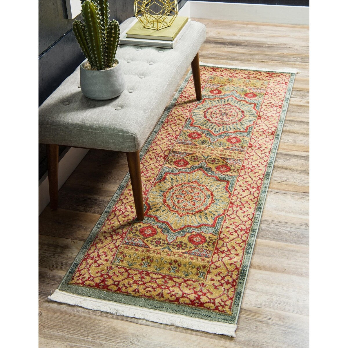 Traditional Cassia Collection Area Rug