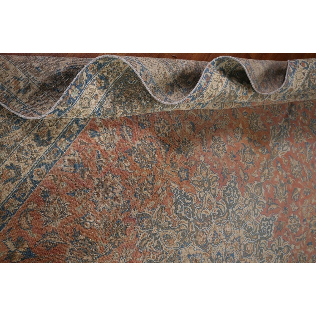 Traditional Floral Najafabad Persian Large Vintage Wool Carpet - 9'7" x 16'0"
