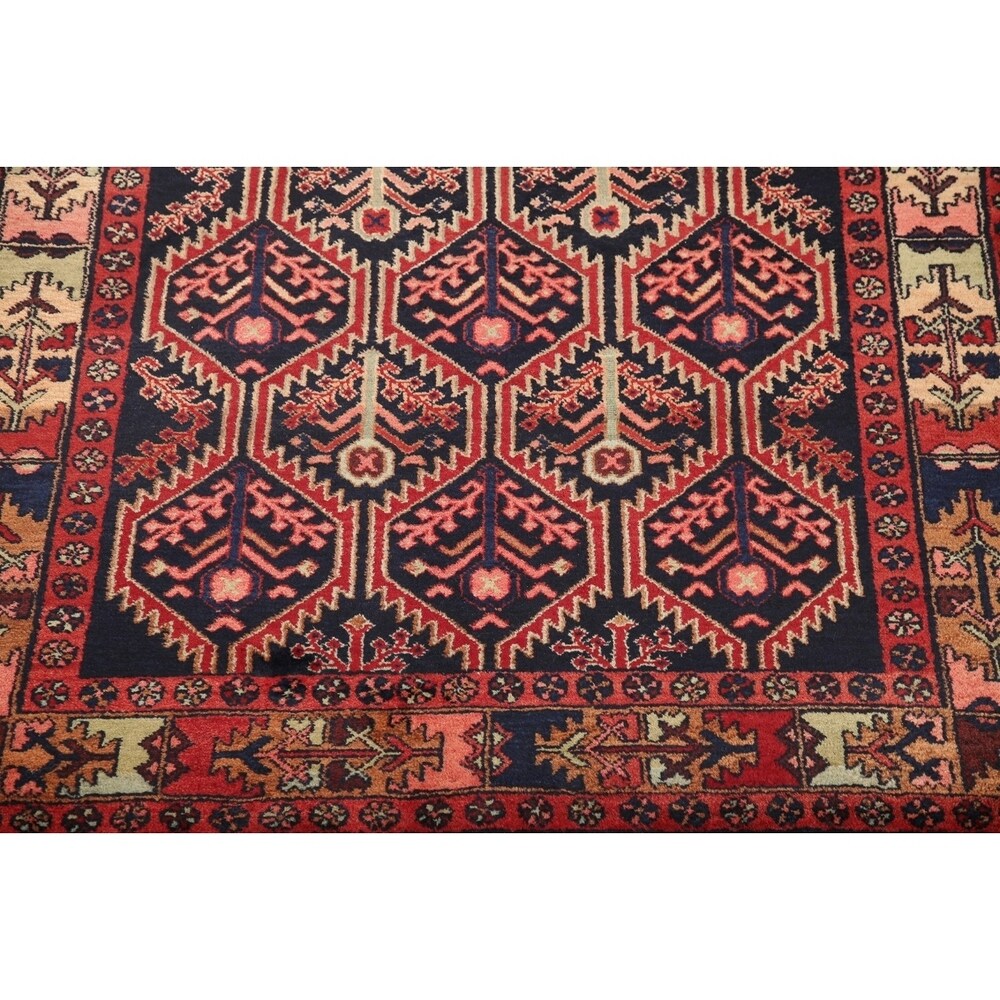 Traditional Zanjan Persian Hand-Knotted Wool Oriental Area Rug - 6'10" x 4'5"